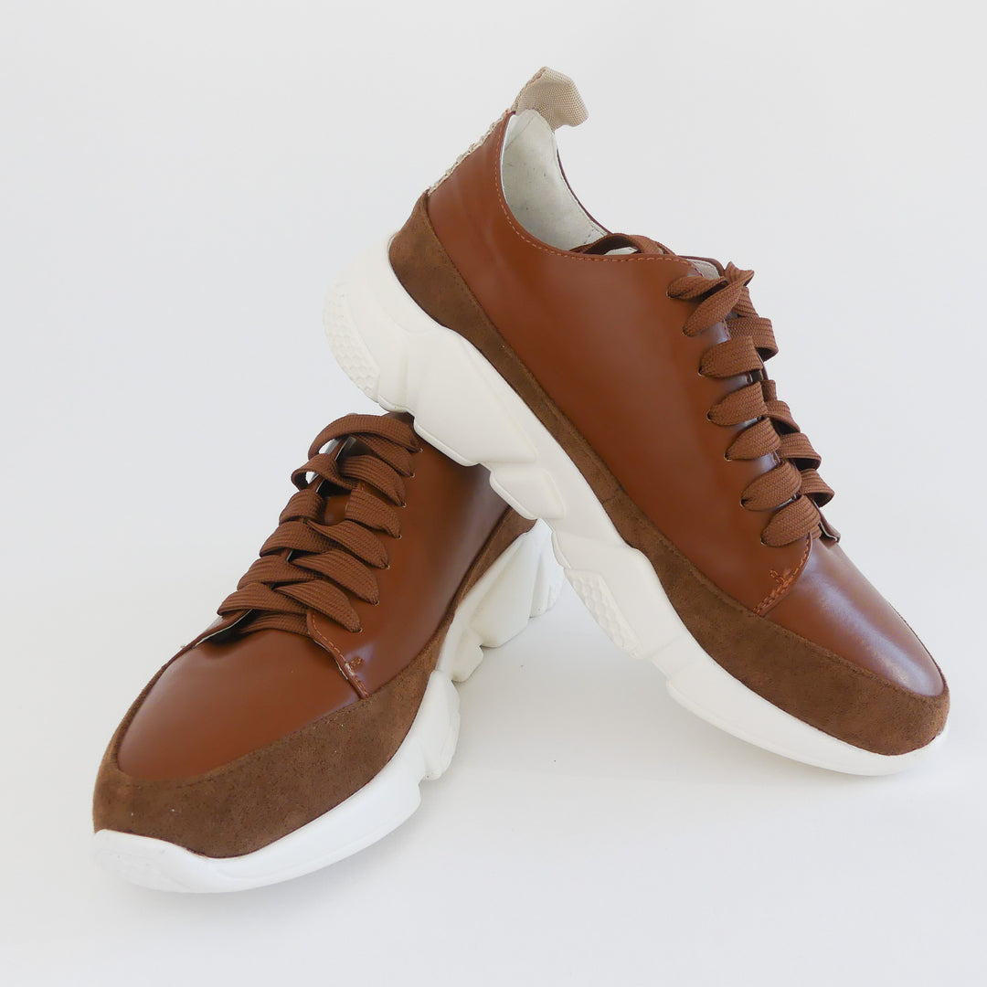 baskets en simili cuir vegan