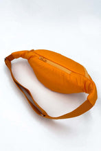 Load image into Gallery viewer, Banane éthique orange