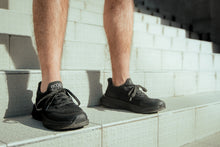 Load image into Gallery viewer, Runners for Men in Full Black