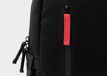 Charger l&#39;image dans la galerie, Small Hemp Backpack in Black
