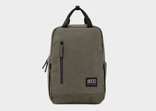 Charger l&#39;image dans la galerie, Small Hemp Backpack in Dark Green