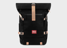 Charger l&#39;image dans la galerie, Nomad Hemp Rolltop Backpack - The 3-in-1 expandable hemp backpack for nomads