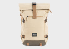 Charger l&#39;image dans la galerie, Nomad Hemp Rolltop Backpack - The 3-in-1 expandable hemp backpack for nomads