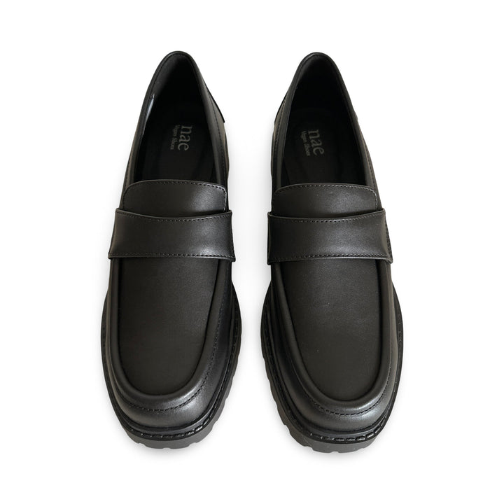 Women black moccasin