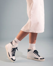 Charger l'image dans la galerie, vegan sneakers sustainable | NAE Vegan Shoes