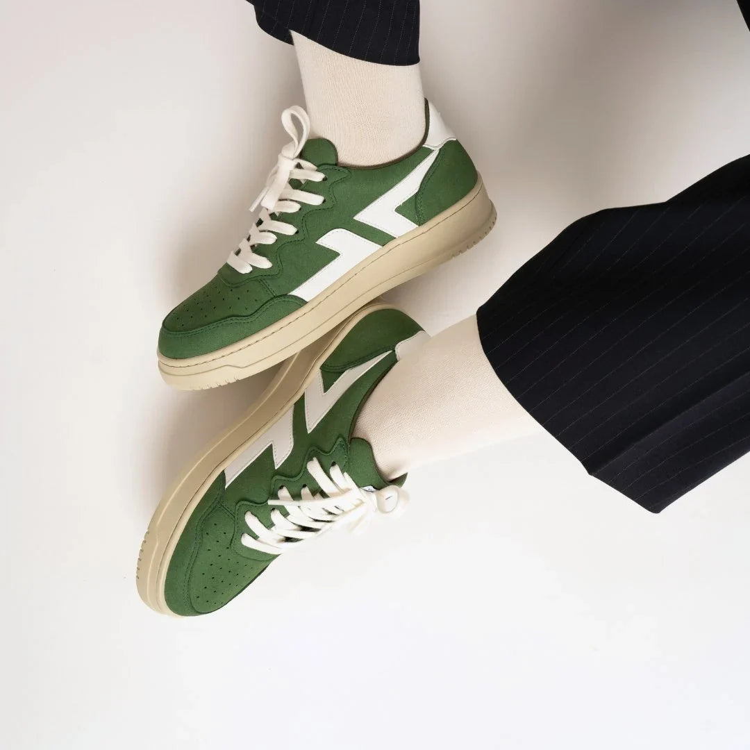 Baskets vertes Beta B3 portées, modèle tendance et écologique adapté à toutes les tenues.