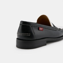 Charger l'image dans la galerie, chaussures vegan durables et confortables