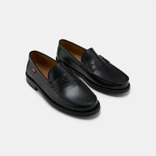 Charger l'image dans la galerie, mocassin noirs femme 