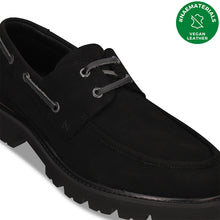 Load image into Gallery viewer, chaussures bateau daim vegan noires