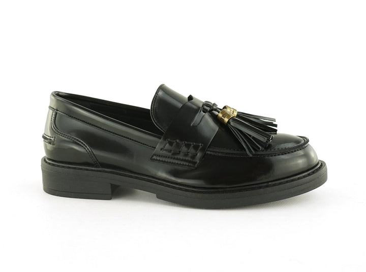 mocassin noir vegan avec pompom