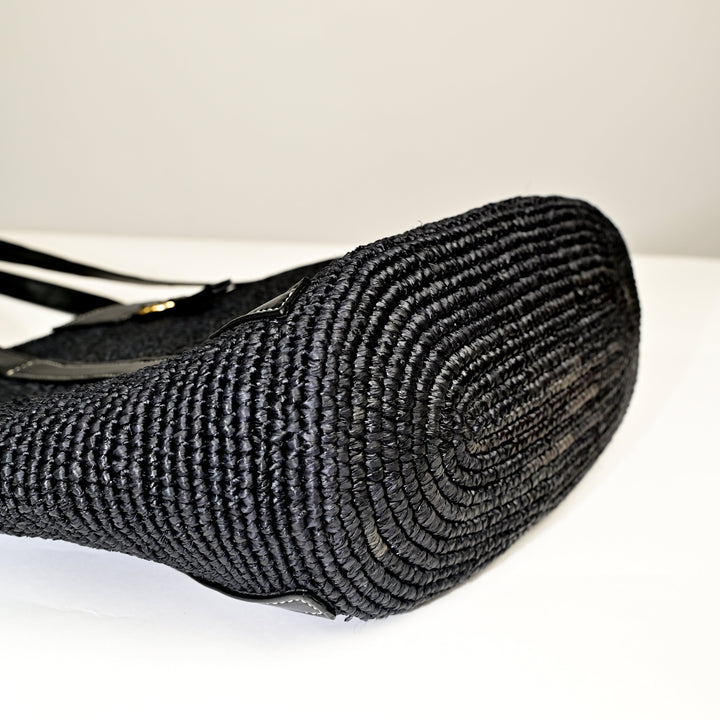 Sac à main vegan made in france Anjara panier en raphia noir et Uppeal alternative au cuir traditionnel, design intemporel, citadin et durable