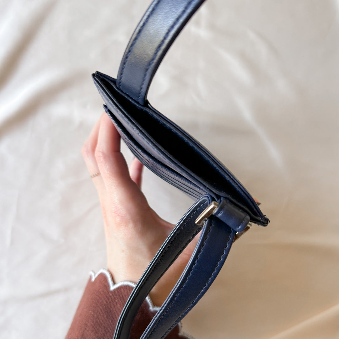 Vanilla and Navy Pouch