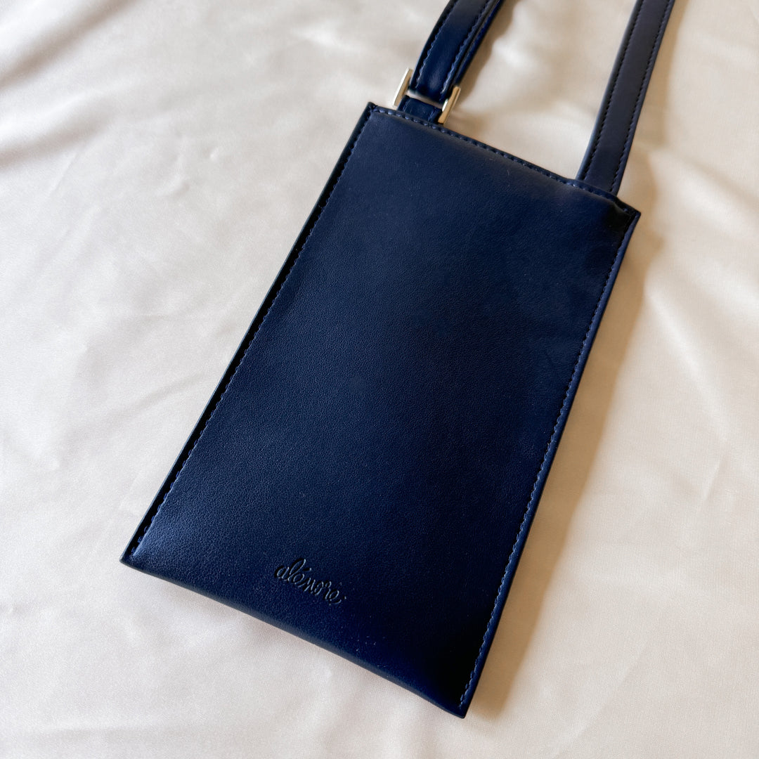 Vanilla and Navy Pouch