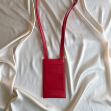 Charger l&#39;image dans la galerie, Pochette Vanille rouge