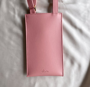 pochette de téléphone en cuir vegan de pomme rose