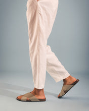 Charger l'image dans la galerie, Vegan unisex sandals flat padded slip-on criss-cross straps anatomical