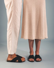 Load image into Gallery viewer, unisex vegan criss cross ergonomic sandals | NAE Vegan Shoes