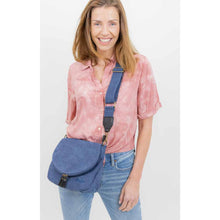 Charger l&#39;image dans la galerie, Sac Besace Estival Bleu jean porte