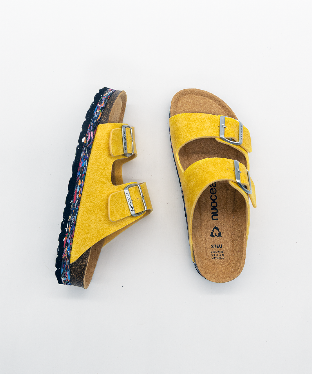 Sandales jaunes style Birkenstock en cuir vegan