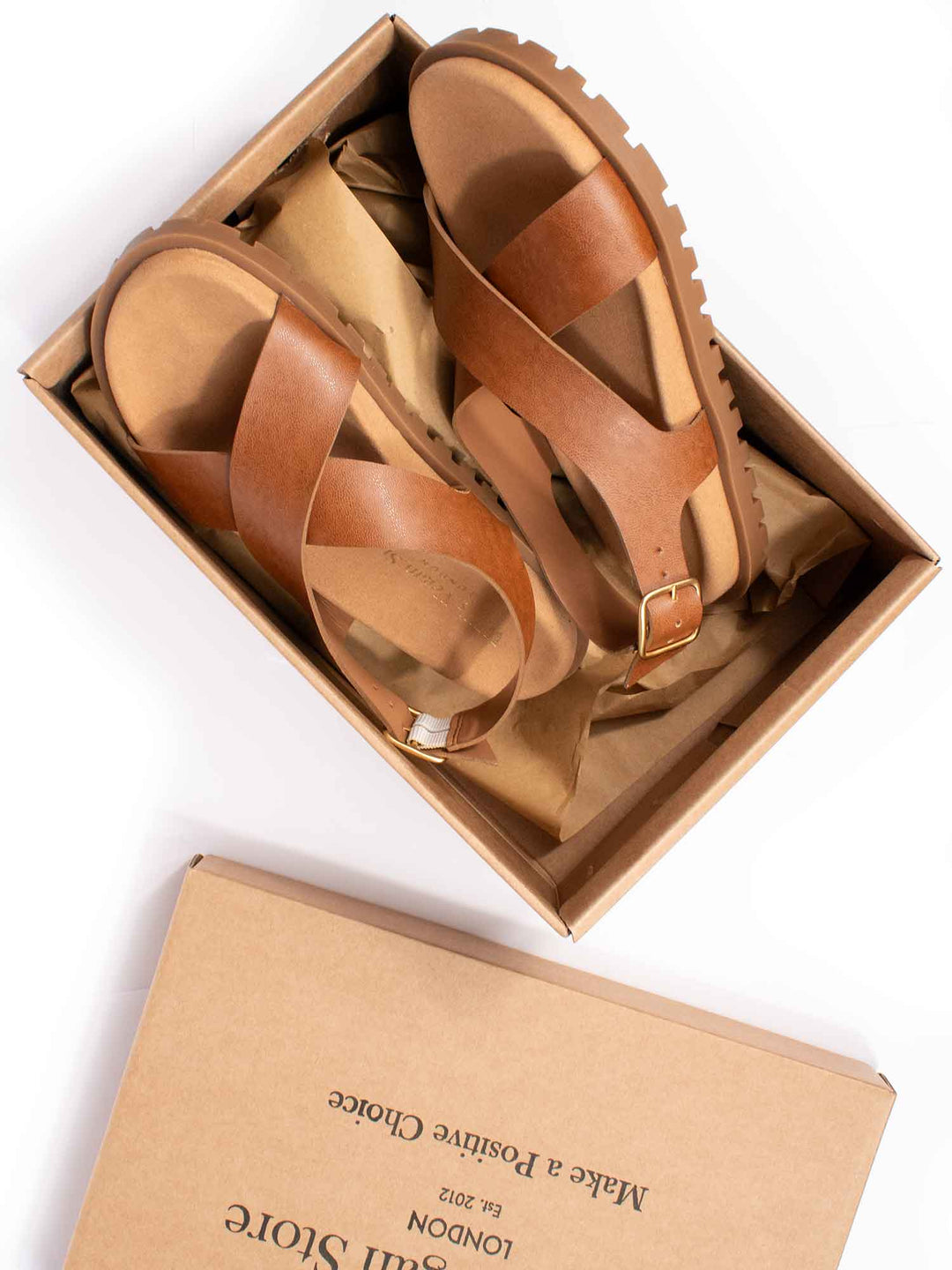 Kreuzriemen-Fußbett-Sandalen