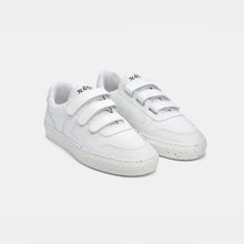 Load image into Gallery viewer, Paire de baskets blanches à scratch Alpha, minimalistes et faciles à enfiler