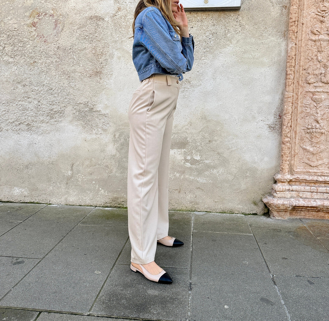 Chaussures vegan type escarpins plats à bout pointu, bicolor