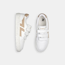 Charger l&#39;image dans la galerie, présentation vue de haut de la basket Velcro Beige de Zèta