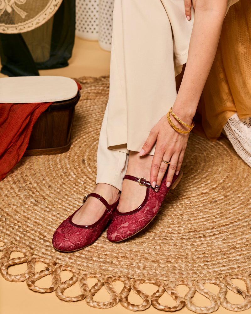 Ballerines vegan de la marque Minuit sur Terre, modèle Clara Rubis