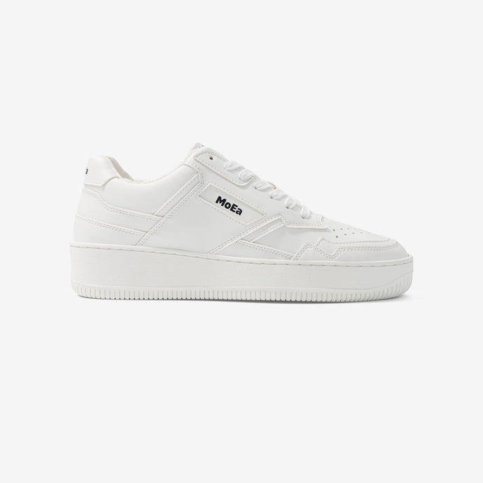 Baskets blanches en cuir vegan de maïs de la marque Moea