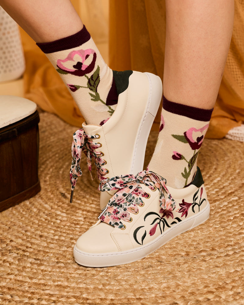 baskets en cuir vegan brodées de motifs floraux, marque Minuit sur Terre