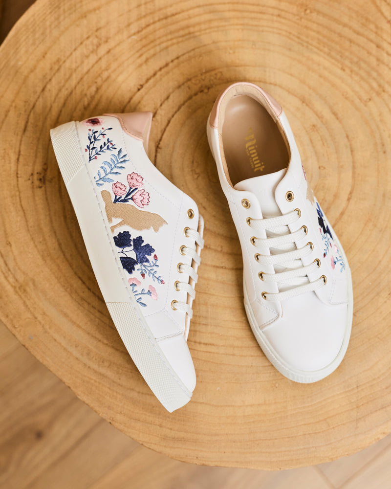 baskets en cuir vegan brodées de motifs floraux, marque Minuit sur Terre