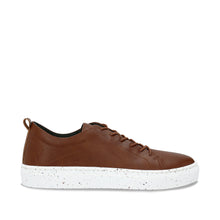 Charger l'image dans la galerie, Zapatillas veganas urbanas para hombre, marrones, cómodas para el día a día, minimalistas y recicladas