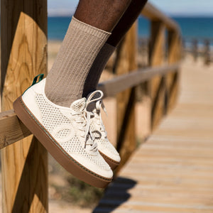 baskets en mesh blanche