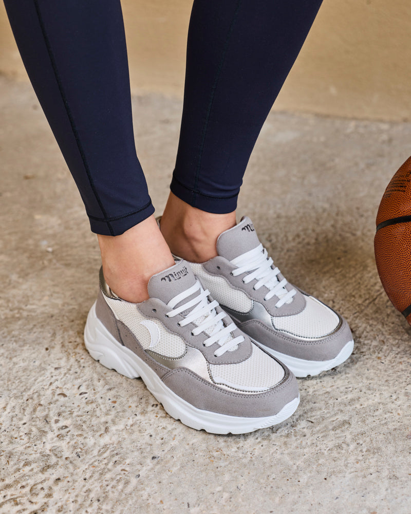 baskets vegan au design rétro running avec semelles épaisses chunky