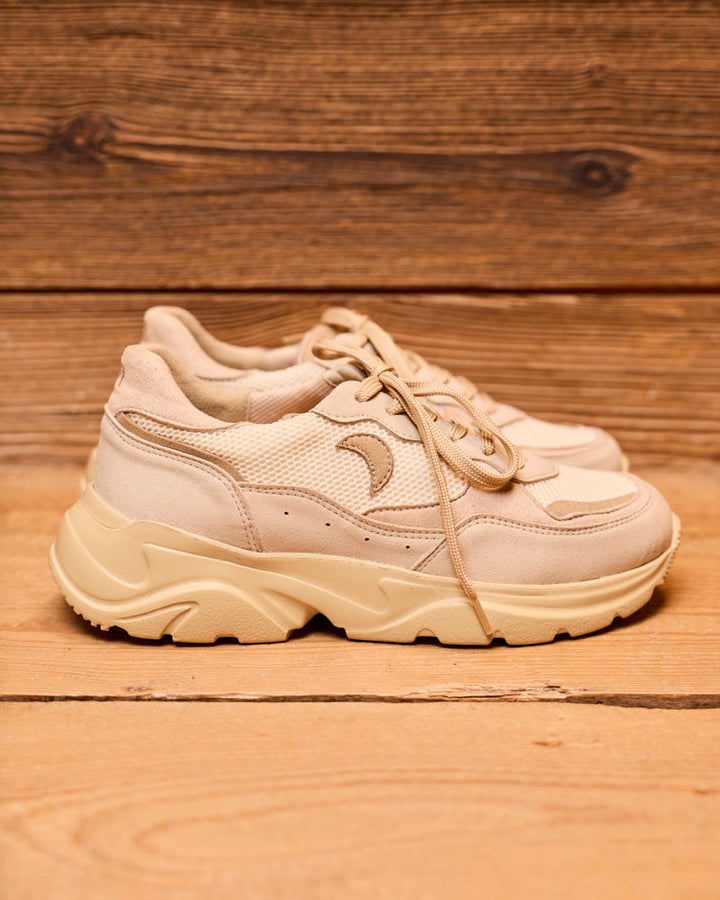 baskets vegan au design rétro running avec semelles épaisses chunky