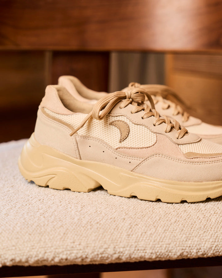 baskets vegan au design rétro running avec semelles épaisses chunky