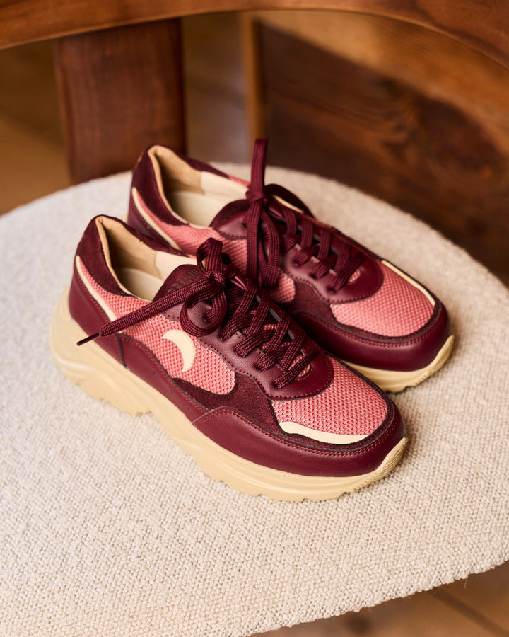 baskets vegan au design rétro running avec semelles épaisses chunky