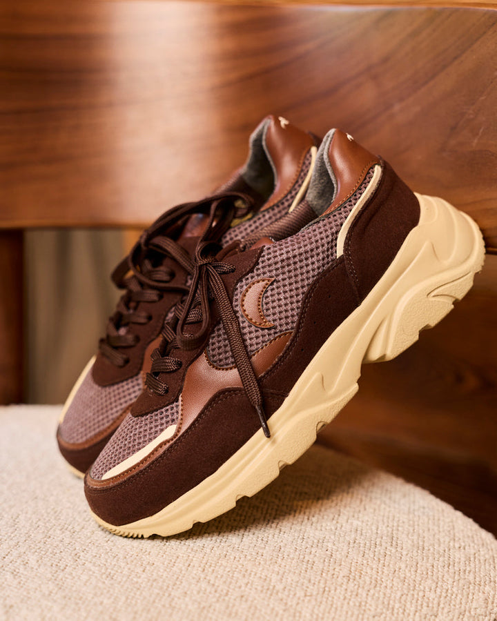 baskets vegan au design rétro running avec semelles épaisses chunky