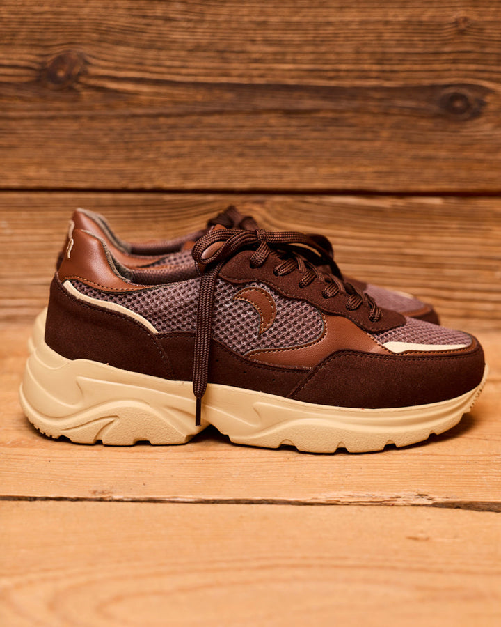 baskets vegan au design rétro running avec semelles épaisses chunky
