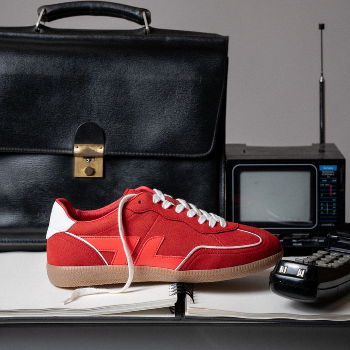 baskets retro vintage rouge en suede vegan