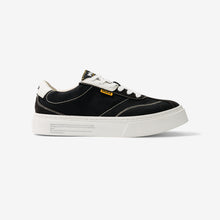 Load image into Gallery viewer, baskets en toile noire avec semelle blanche, style Vans
