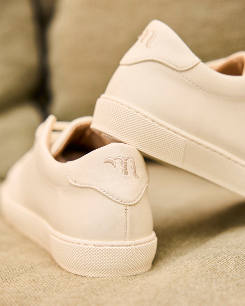 baskets en cuir vegan brodées de motifs floraux, marque Minuit sur Terre