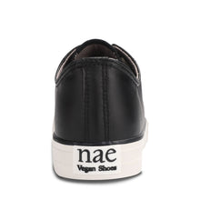 Load image into Gallery viewer, baskets vegan en cuir de pomme noir