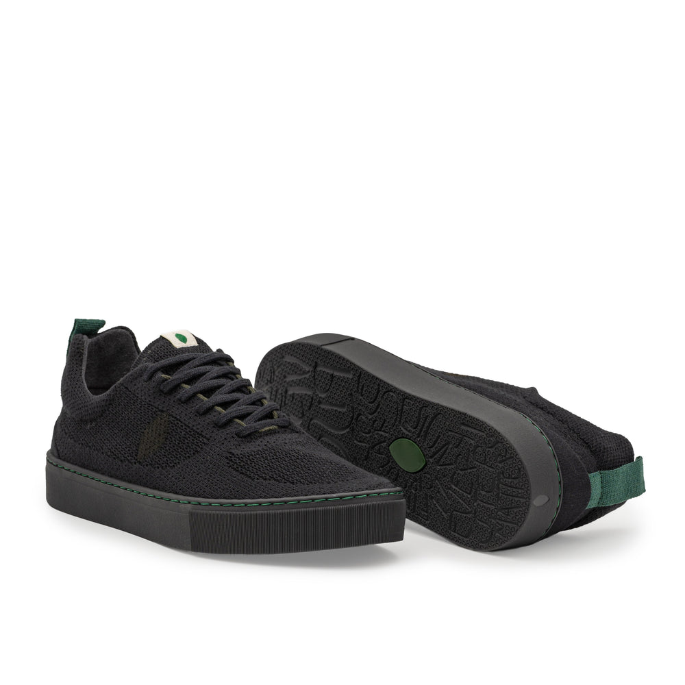 baskets noire vegan en knite