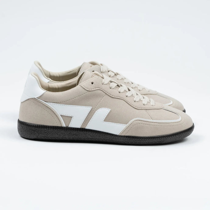 baskets vegan en daim beige