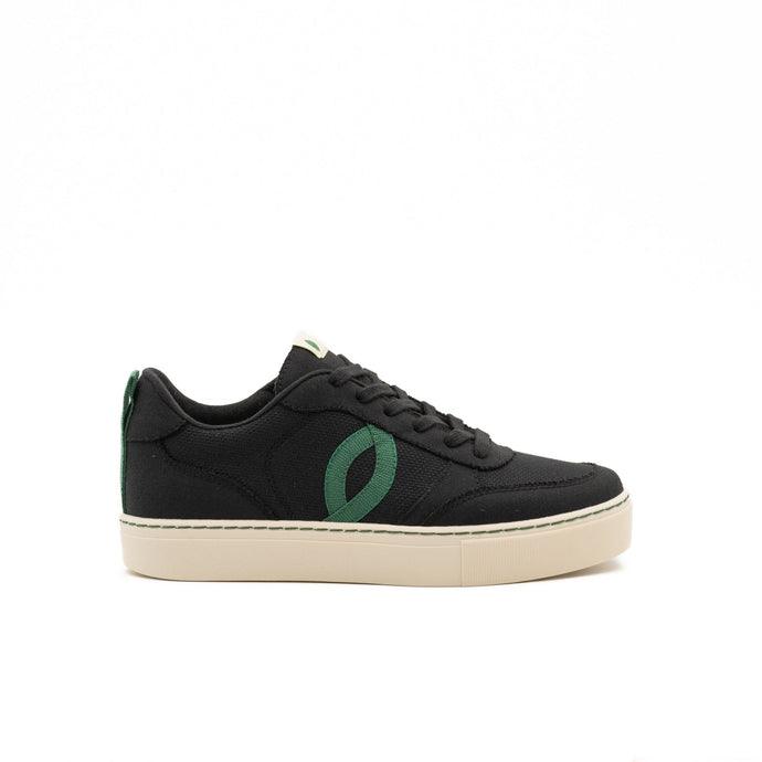 baskets en toile noire