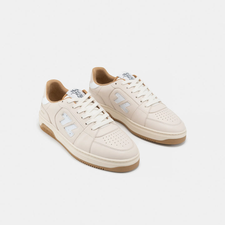 Baskets vegan composées de balles de tennis recyclées