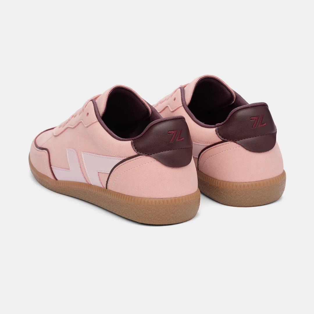 Vue arrière des baskets Delta Rose, avec détail du contrefort et de la semelle.