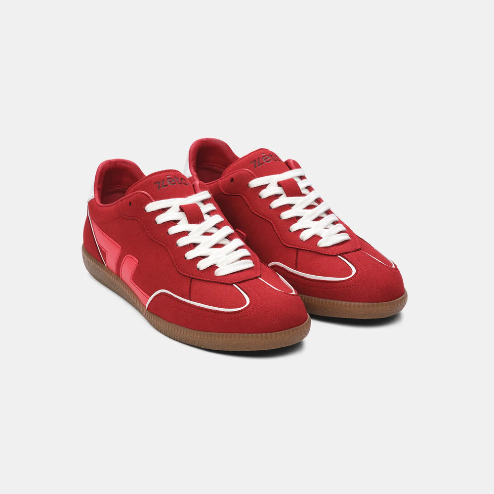 Vue de face des baskets rouges Delta Grenat, design sportif et tendance, vegan