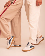 Charger l'image dans la galerie, Baskets basses blanches véganes unisex chaussures sport plate caoutchouc naturel